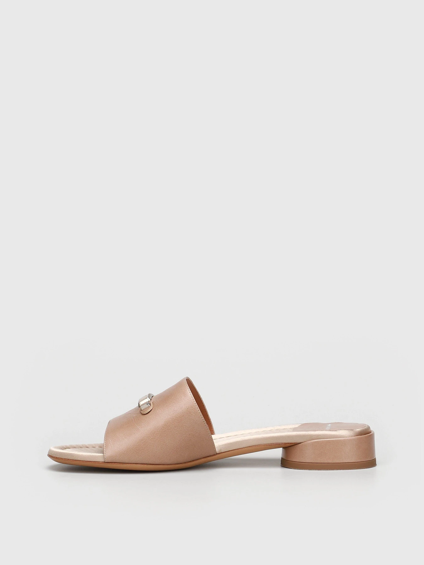 Шлёпанцы Emporio Armani модель X3P752-XF535-00124 Фото