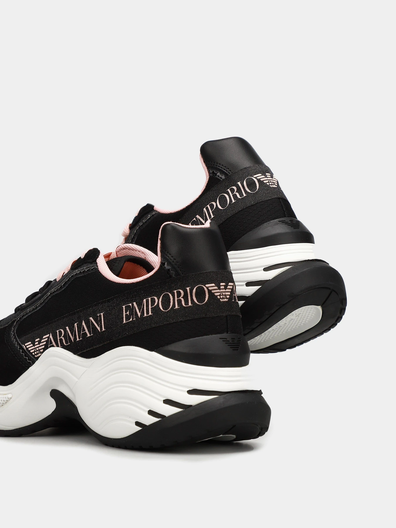 Кроссовки Emporio Armani модель X3X088-XM690-R911 Фото