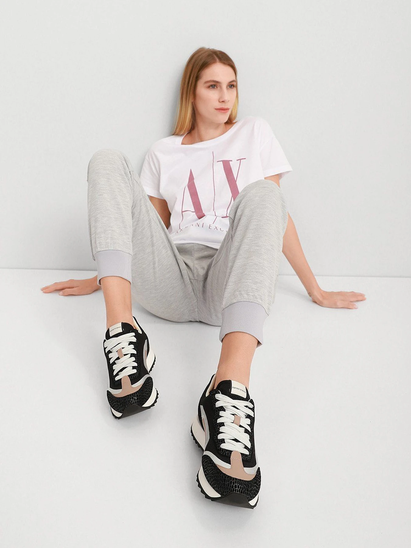 Кроссовки Emporio Armani модель X3X134-XN032-Q499 Фото