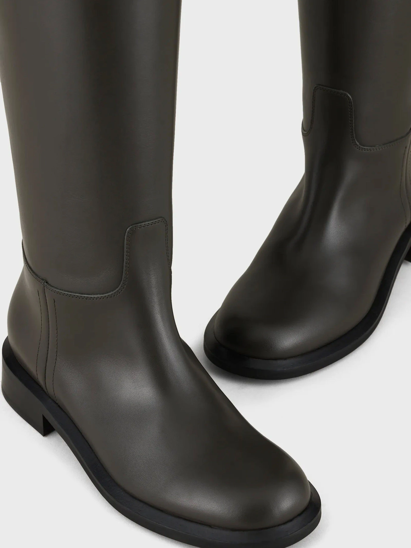 Ботинки и сапоги Emporio Armani модель X3O216-XF652-00002 Фото