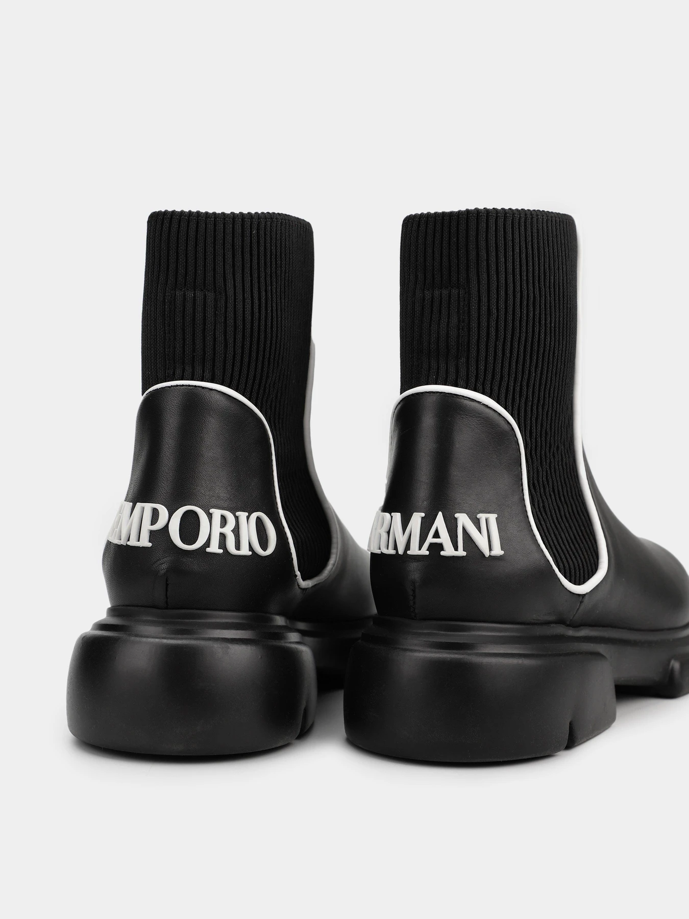 Ботинки и сапоги Emporio Armani модель X3M354-XN687-K485 Фото