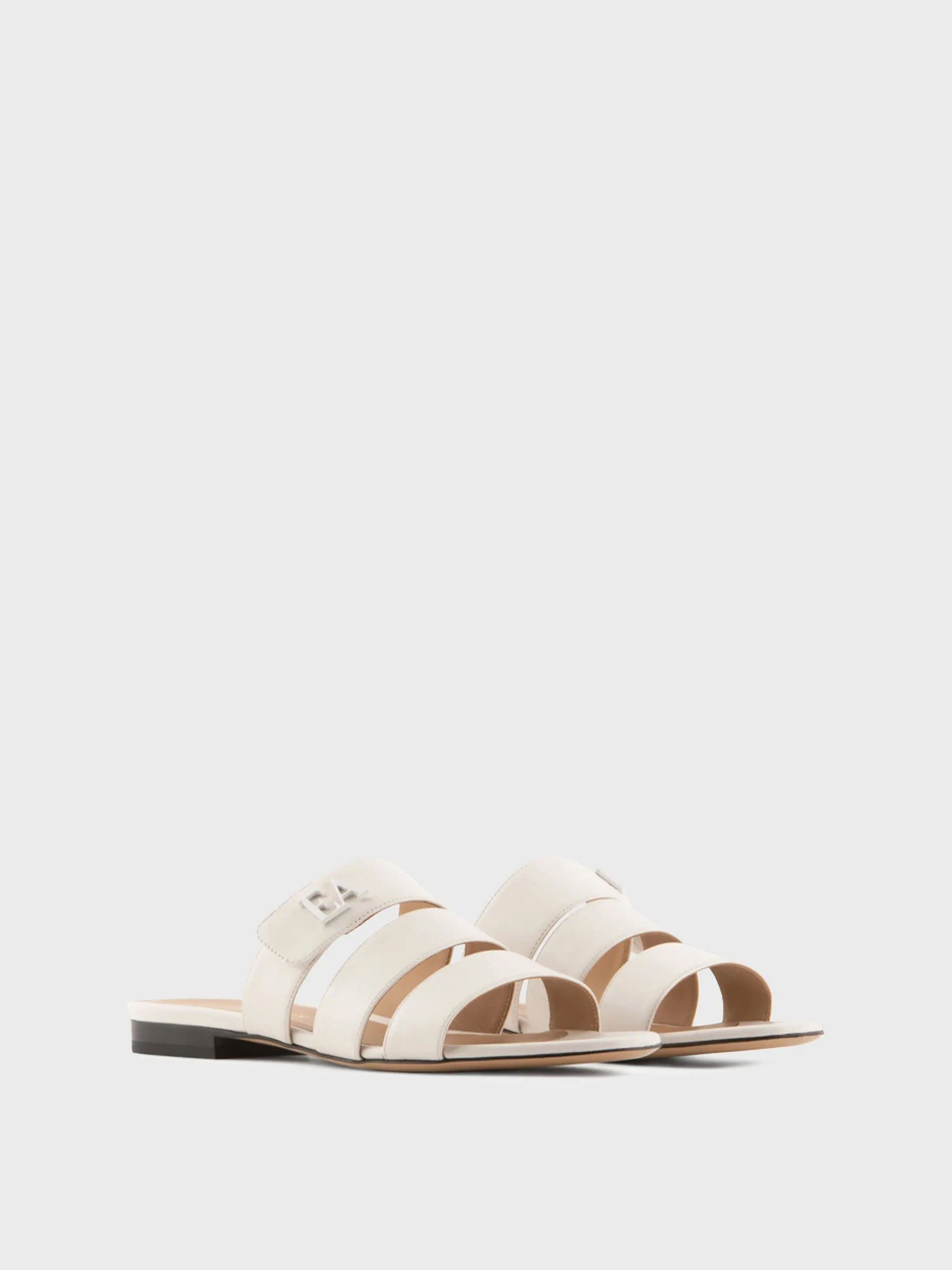 Шлёпанцы Emporio Armani модель X3P816-XF271-00395 Шлёпанцы Emporio Armani модель X3P816-XF271-00395 Фото