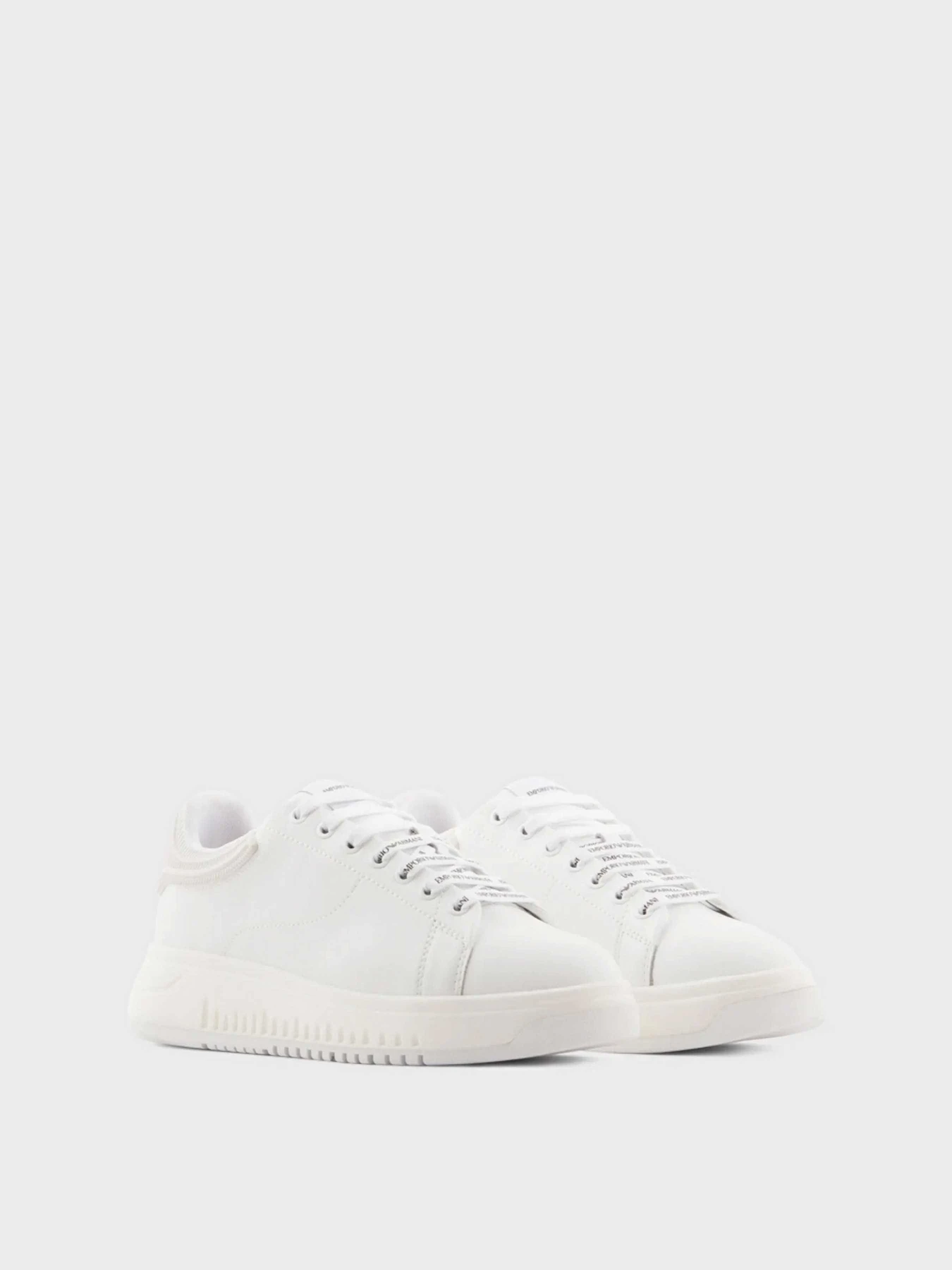 Кроссовки Emporio Armani модель X3X024-XN825-A222 Фото