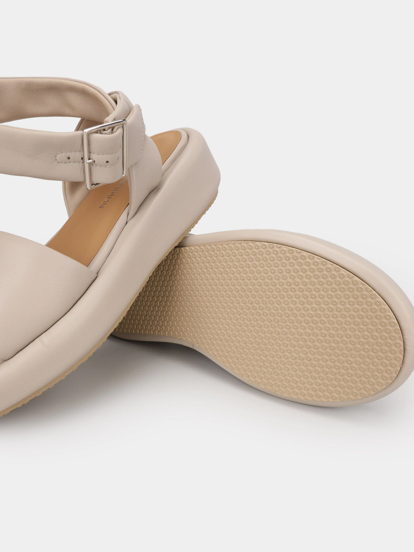Сандалии Emporio Armani модель X3P807-XF271-00085 Сандалии Emporio Armani модель X3P807-XF271-00085 Фото