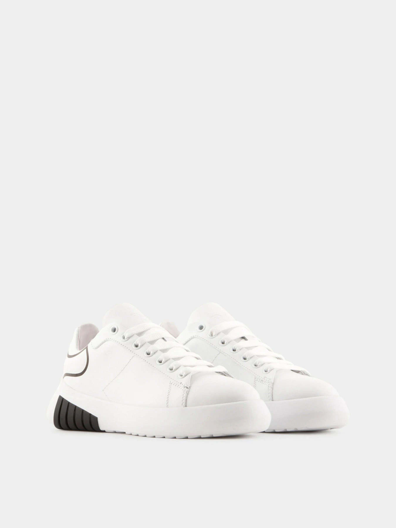 Кроссовки Emporio Armani модель X3X186-XF723-D611 Кроссовки Emporio Armani модель X3X186-XF723-D611 Фото