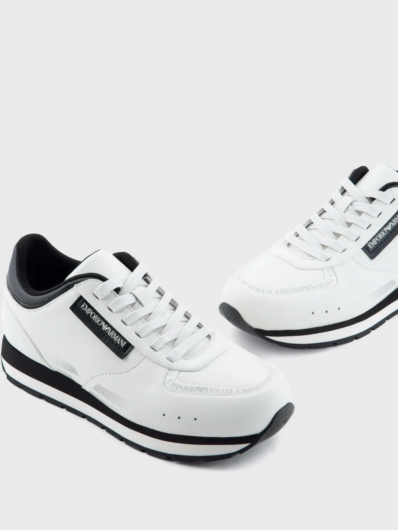 Кроссовки Emporio Armani модель X3X181-XN826-D611 Фото