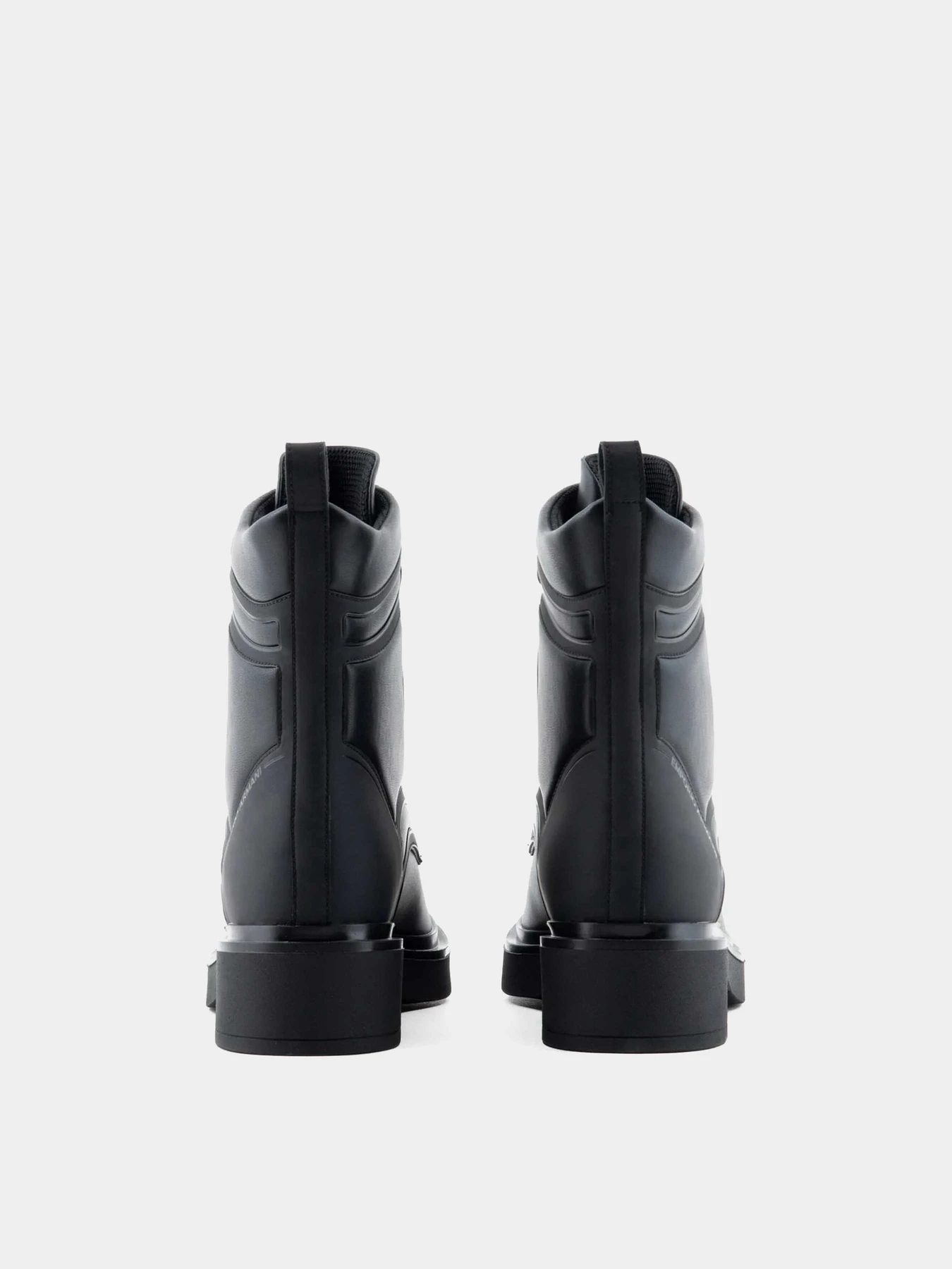 Ботинки и сапоги Emporio Armani модель X3M362-XN976-00002 Ботинки и сапоги Emporio Armani модель X3M362-XN976-00002 Фото