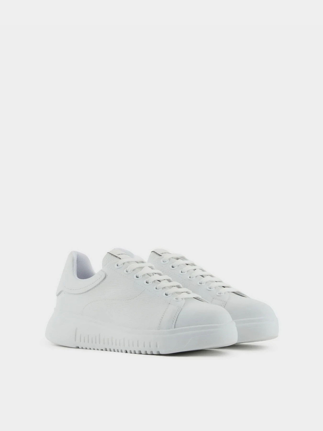 Кроссовки Emporio Armani модель X3X024-XF768-00001 Фото