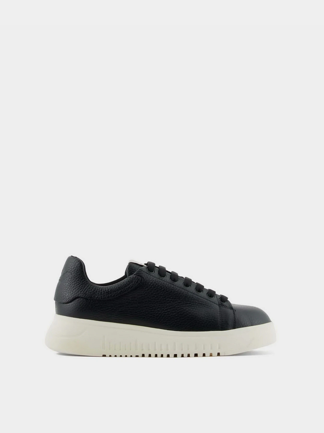 Кроссовки Emporio Armani модель X3X024-XF768-00002 Фото