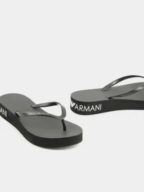 Шльопанці Emporio Armani модель XVQS07-XN118-00002 Фото