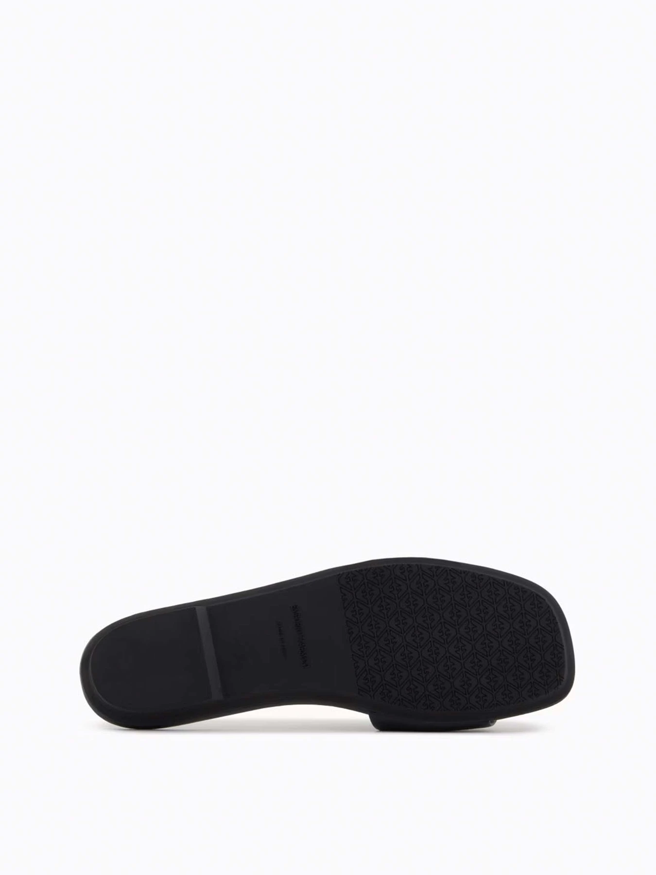 Шлёпанцы Emporio Armani модель X3P846-XF271-00002 Шлёпанцы Emporio Armani модель X3P846-XF271-00002 Фото