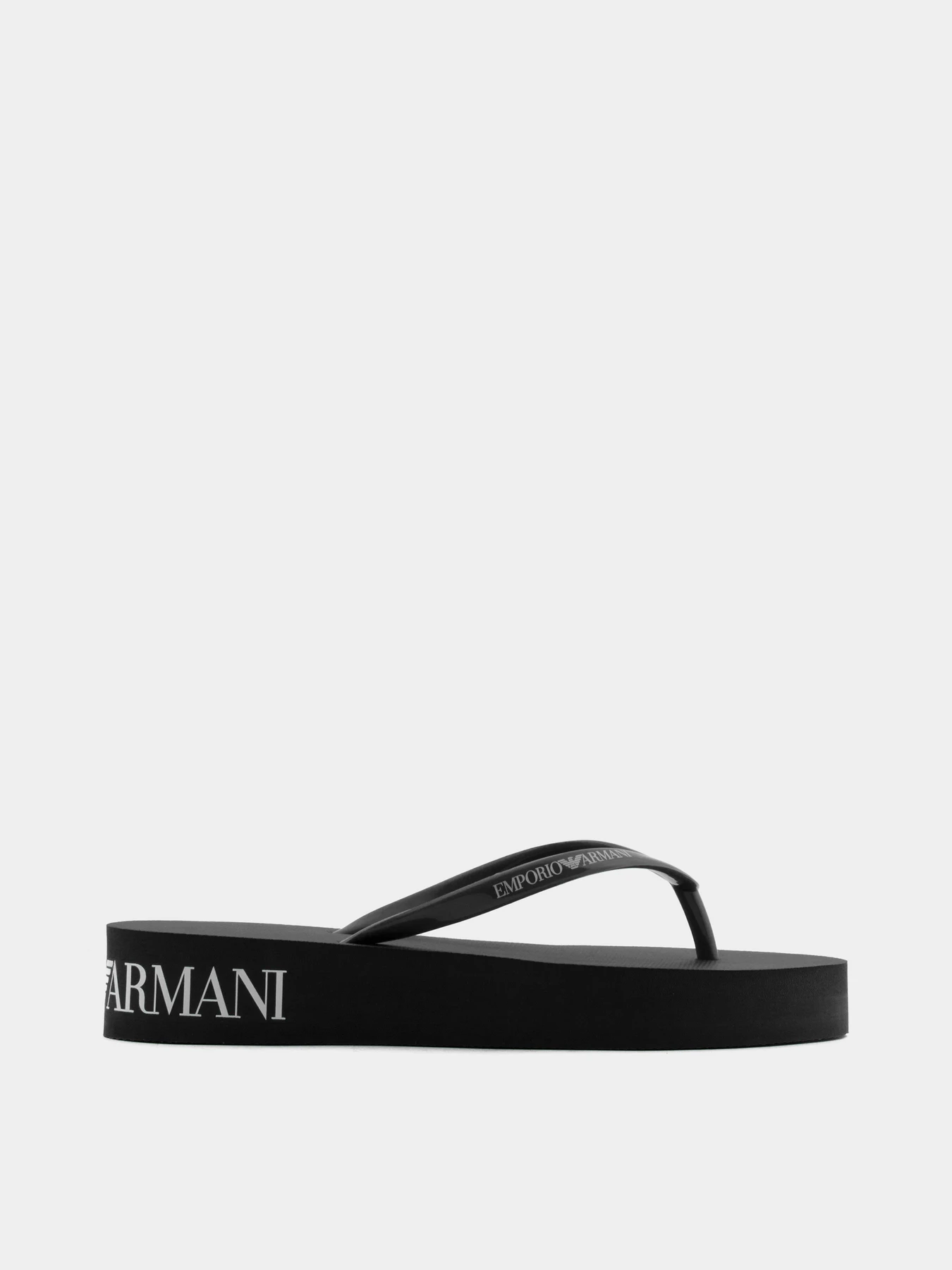 Шлёпанцы Emporio Armani модель XVQS09-XN118-00002 Шлёпанцы Emporio Armani модель XVQS09-XN118-00002 Фото