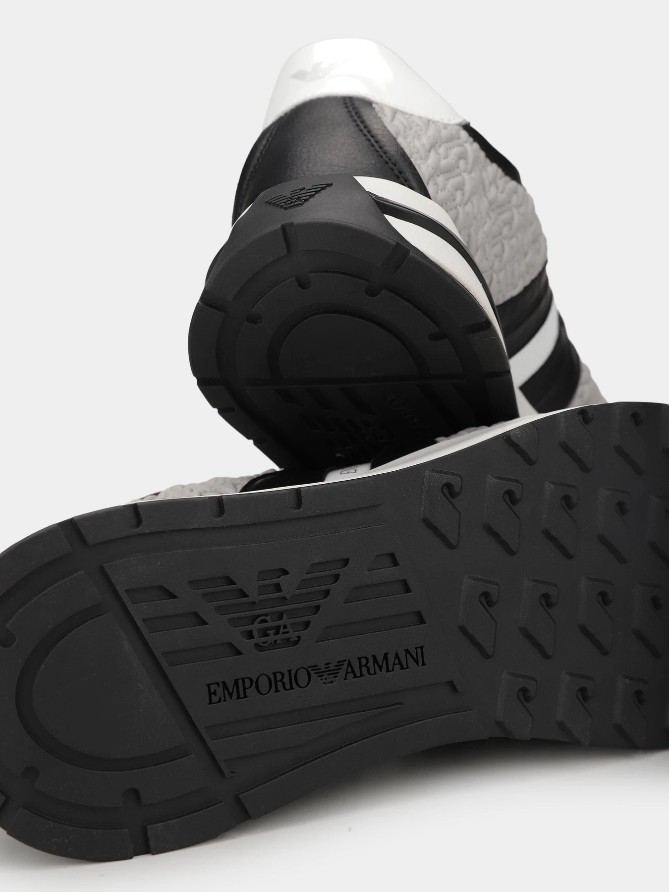 Кроссовки Emporio Armani модель EW003060-AF19771-MC372 Кроссовки Emporio Armani модель EW003060-AF19771-MC372 Фото