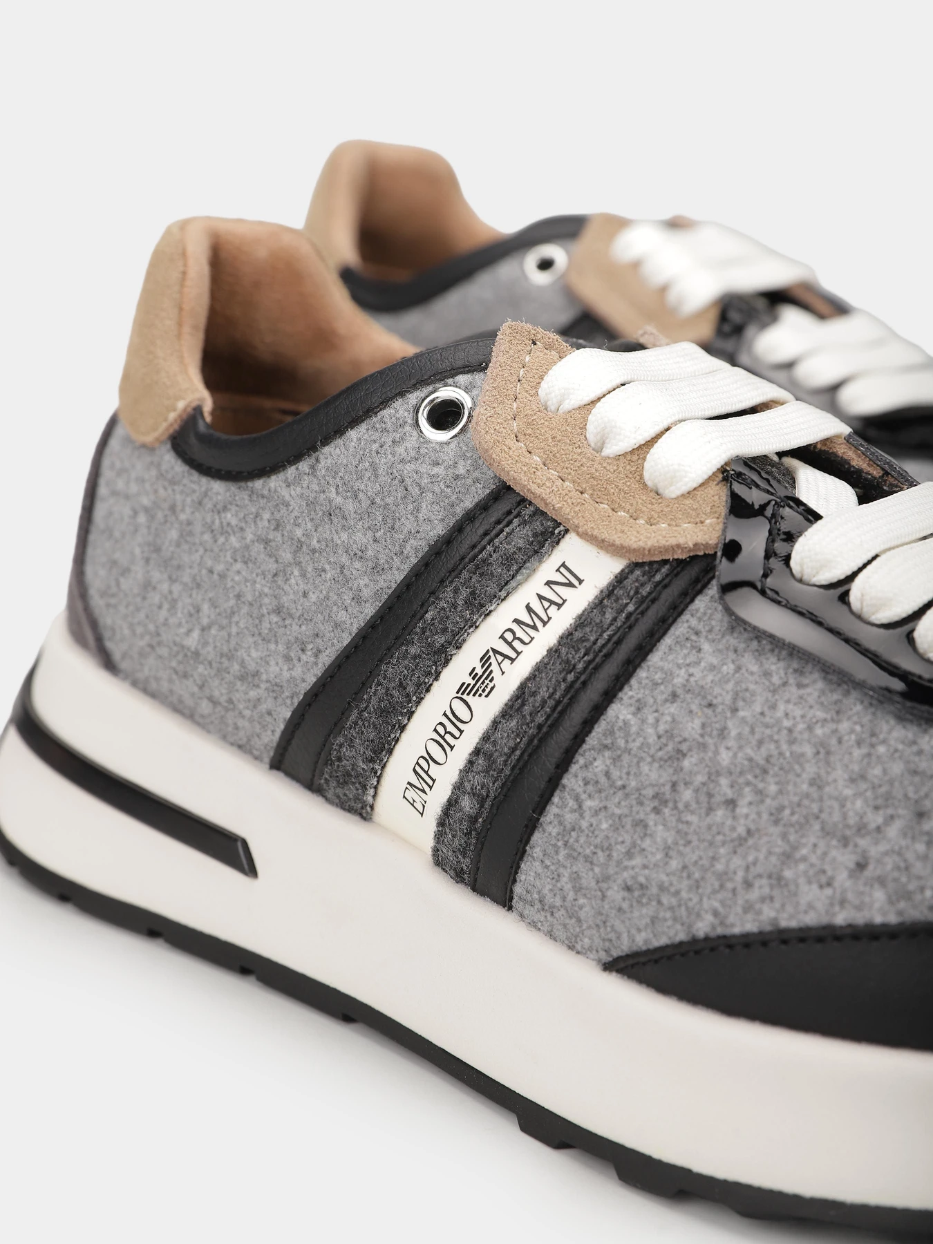 Кроссовки Emporio Armani модель EW003060-AF19772-M8242 Кроссовки Emporio Armani модель EW003060-AF19772-M8242 Фото