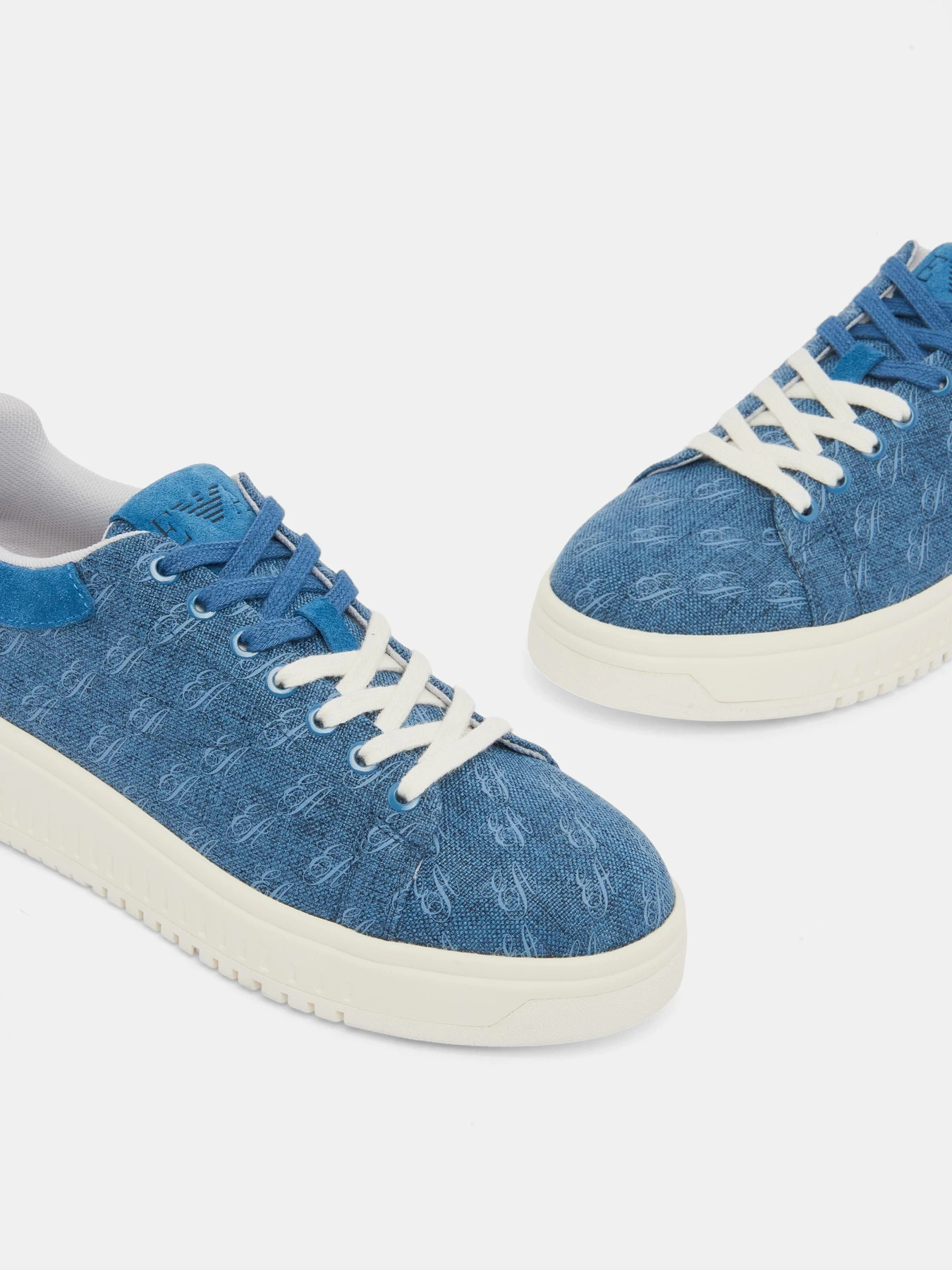 Кроссовки Emporio Armani модель EW003997-AF23350-UB146 Кроссовки Emporio Armani модель EW003997-AF23350-UB146 Фото