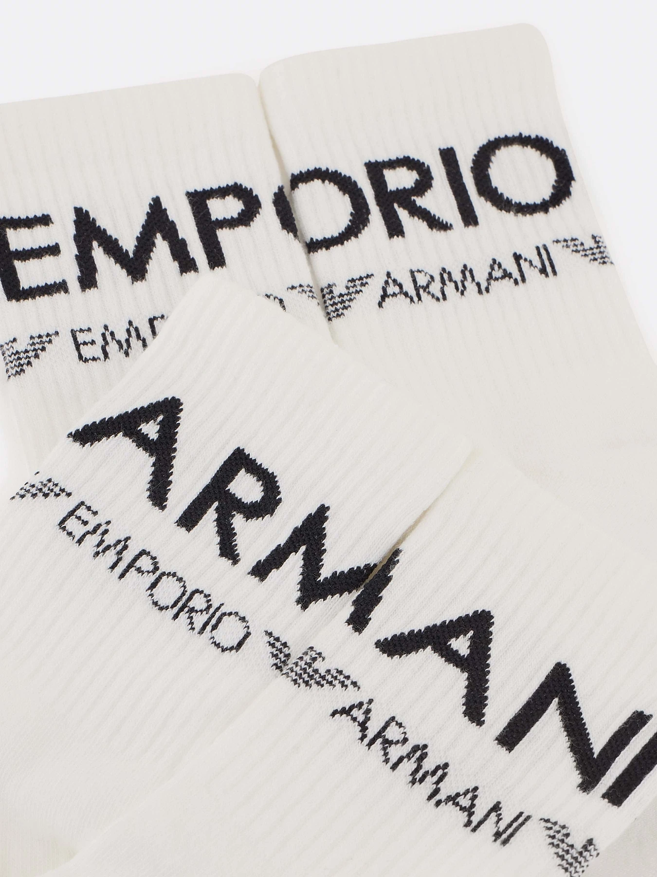 Носки и гольфы Emporio Armani модель 292303-4F227-00010 Носки и гольфы Emporio Armani модель 292303-4F227-00010 Фото