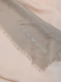 Шарфы и платки Emporio Armani модель EW004039-AF23570-F6012 Фото