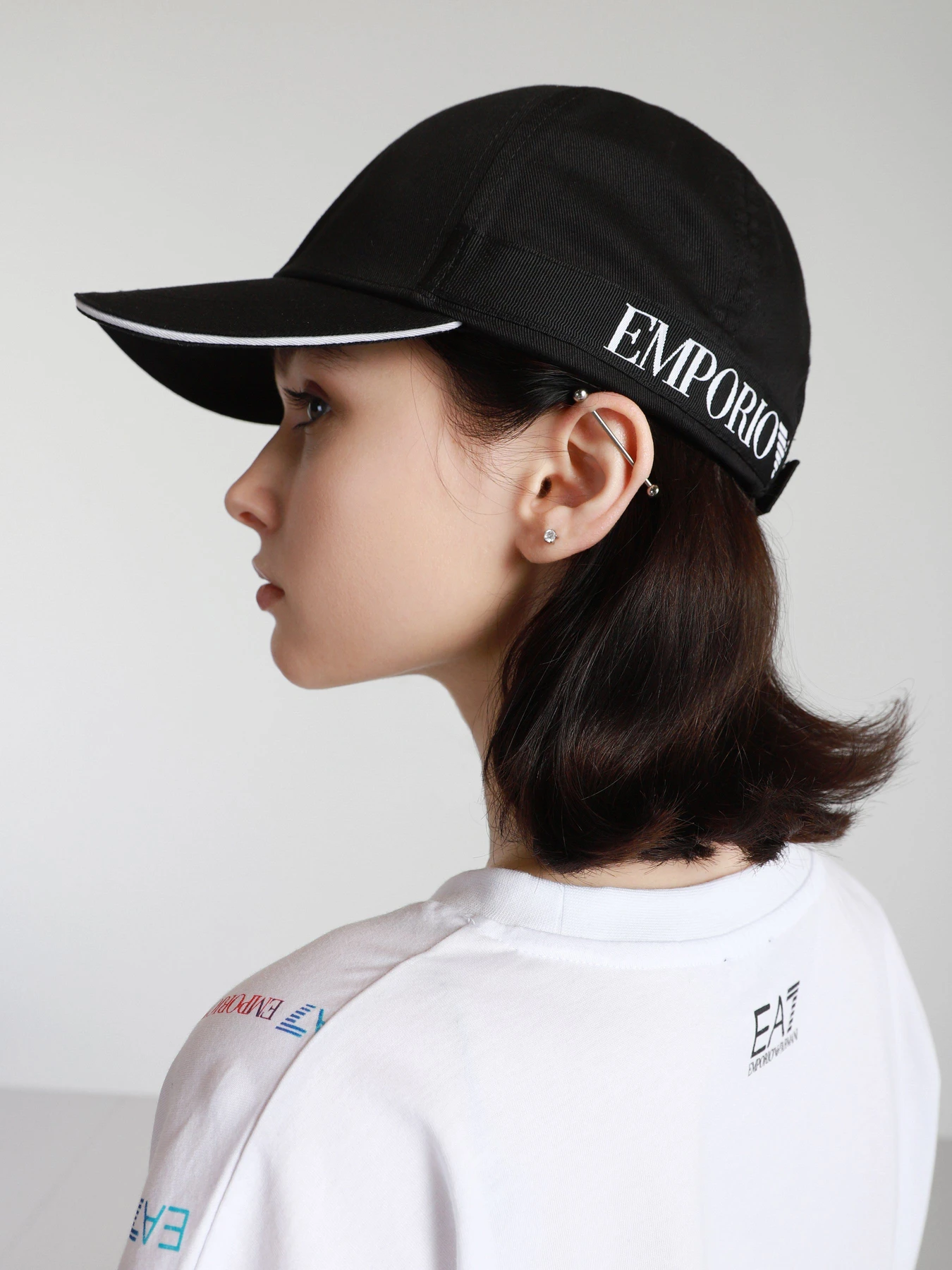Шапки и кепки Emporio Armani модель 637072-1P500-00020 Шапки и кепки Emporio Armani модель 637072-1P500-00020 Фото