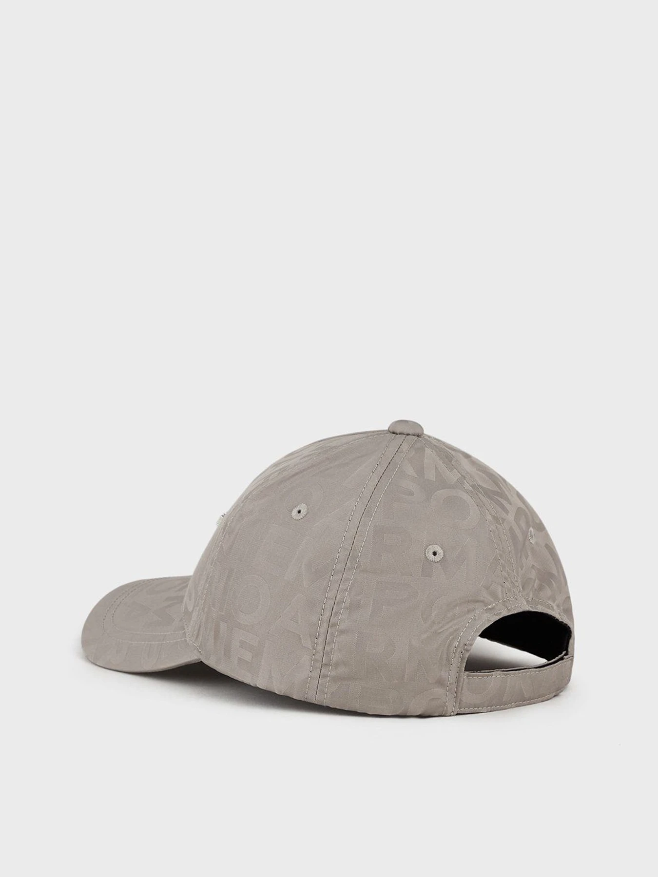 Шапки и кепки Emporio Armani модель 627560-1A550-05654 Шапки и кепки Emporio Armani модель 627560-1A550-05654 Фото