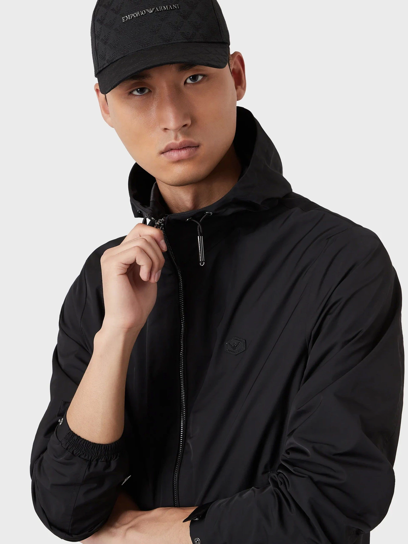 Шапки и кепки Emporio Armani модель 627924-CC985-00020 Шапки и кепки Emporio Armani модель 627924-CC985-00020 Фото