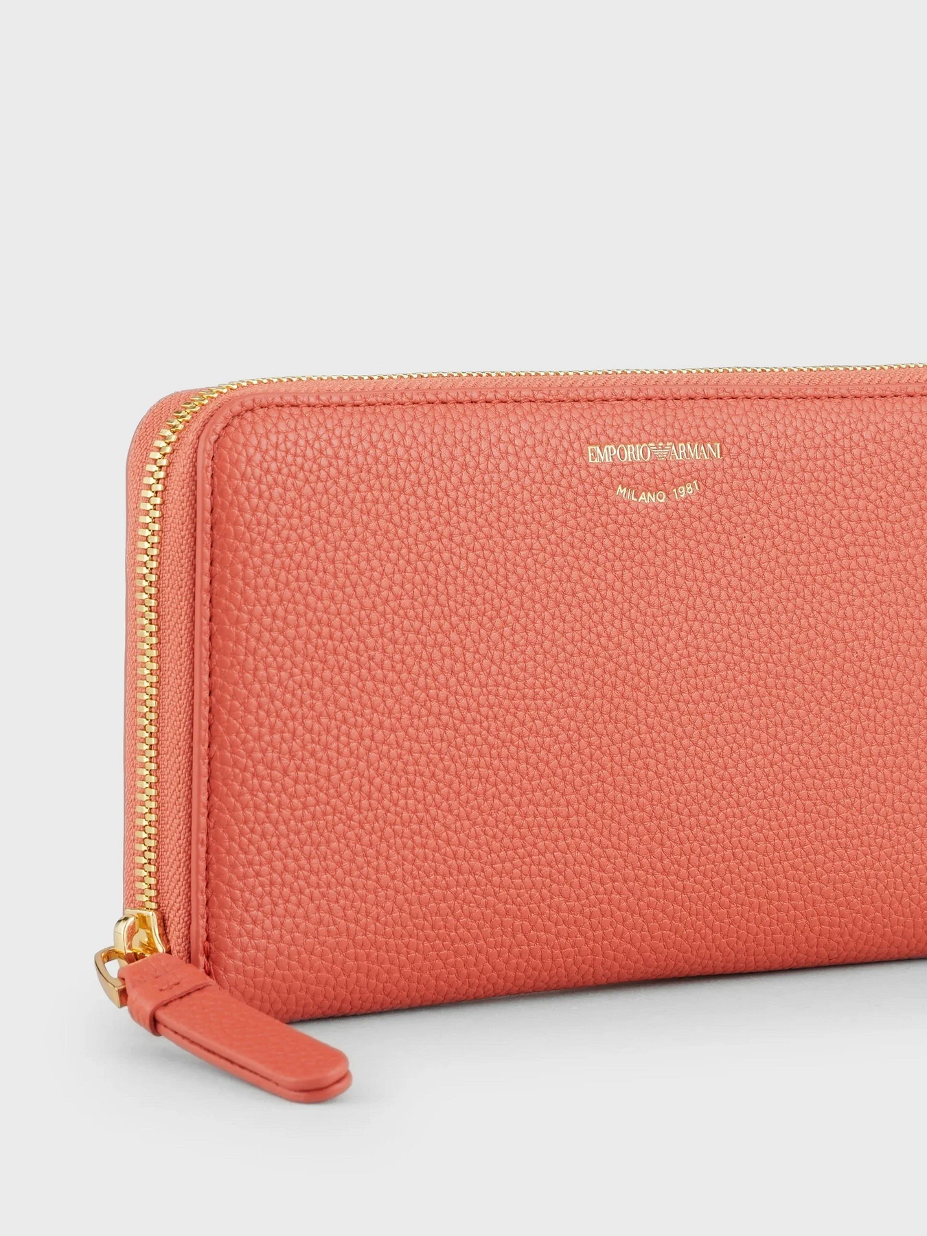 Кошельки Emporio Armani модель Y3H168-YFW9B-80038 Кошельки Emporio Armani модель Y3H168-YFW9B-80038 Фото