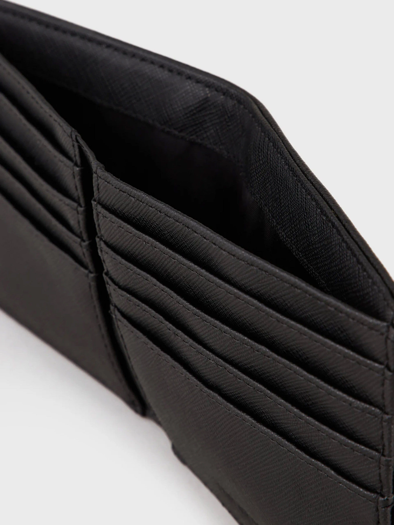 Кошельки Emporio Armani модель Y4R168-Y138E-81072 Фото