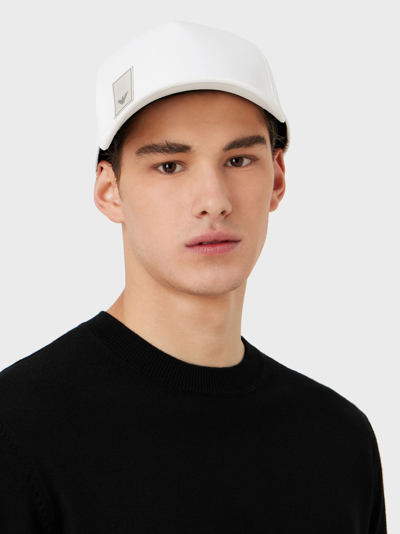 Шапки и кепки Emporio Armani модель 627864-3R851-00010 Шапки и кепки Emporio Armani модель 627864-3R851-00010 Фото