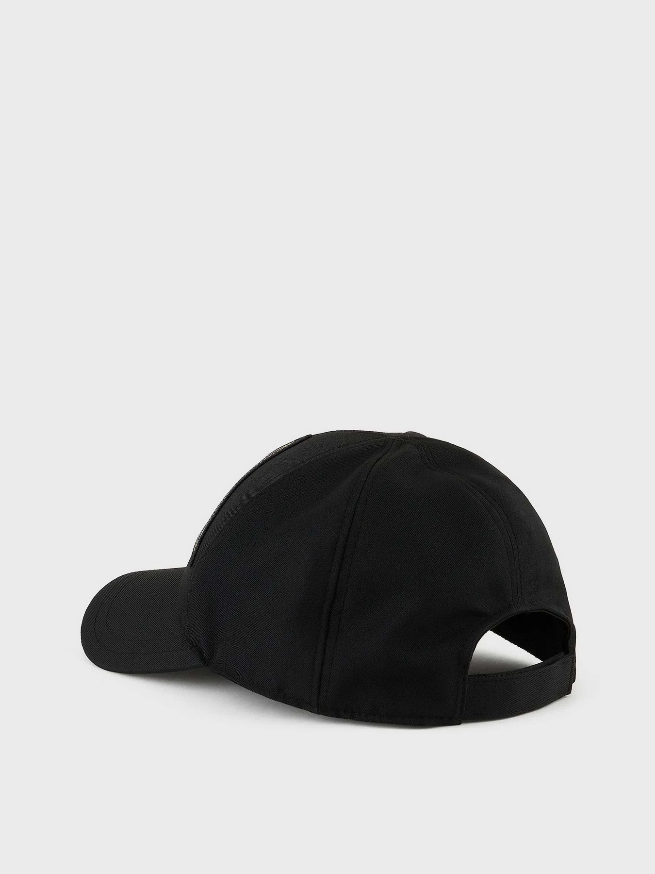 Шапки та кепки Emporio Armani модель 627365-3F520-00020 Шапки та кепки Emporio Armani модель 627365-3F520-00020 Фото