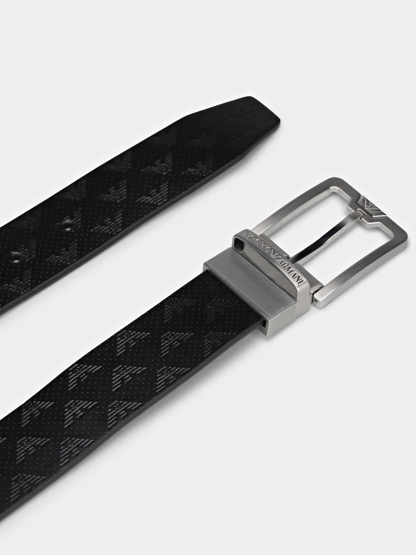 Ремни Emporio Armani модель Y4S502-Y221E-81386 Ремни Emporio Armani модель Y4S502-Y221E-81386 Фото
