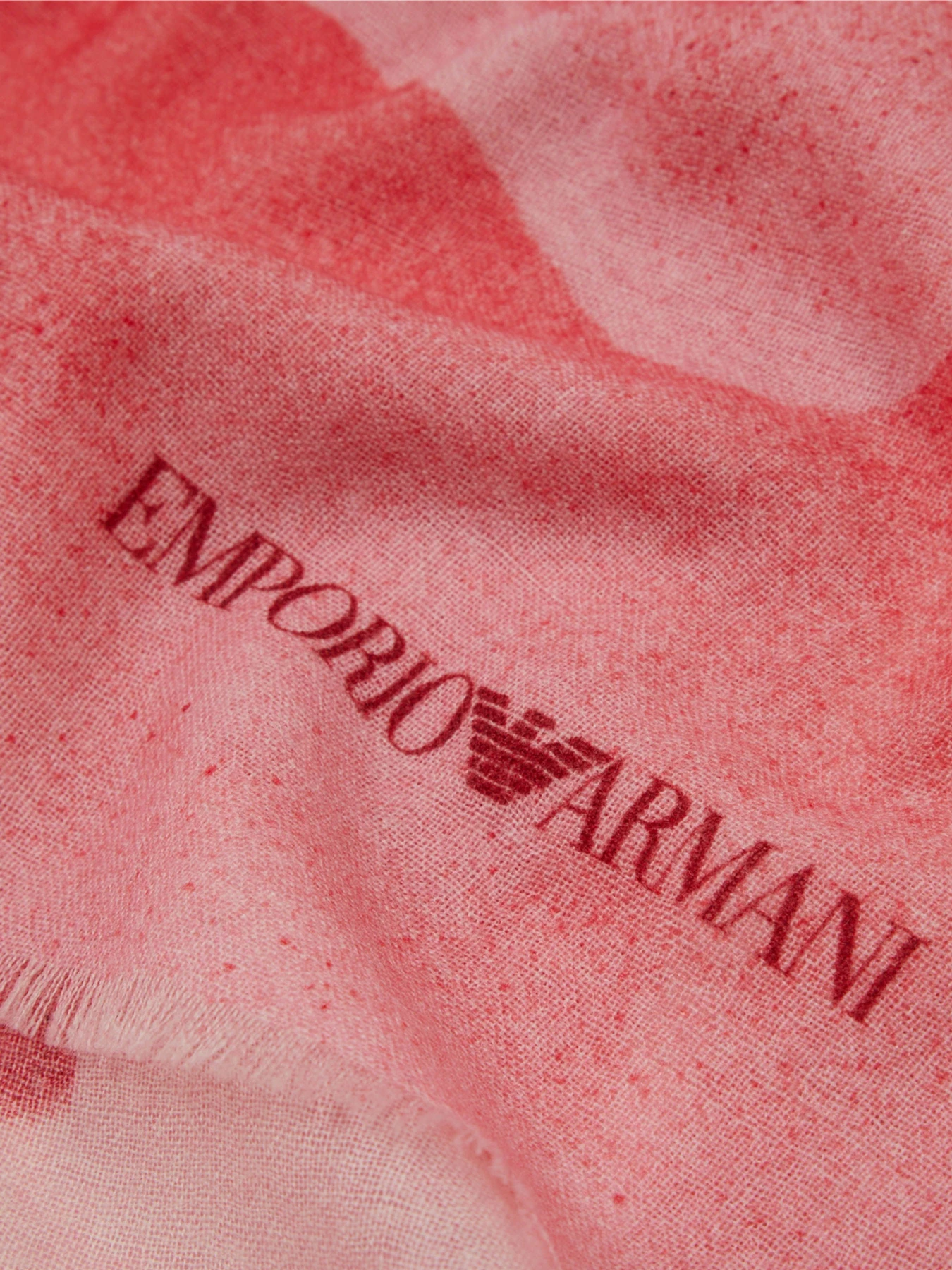 Шарфы и платки Emporio Armani модель 635051-3F302-03874 Шарфы и платки Emporio Armani модель 635051-3F302-03874 Фото
