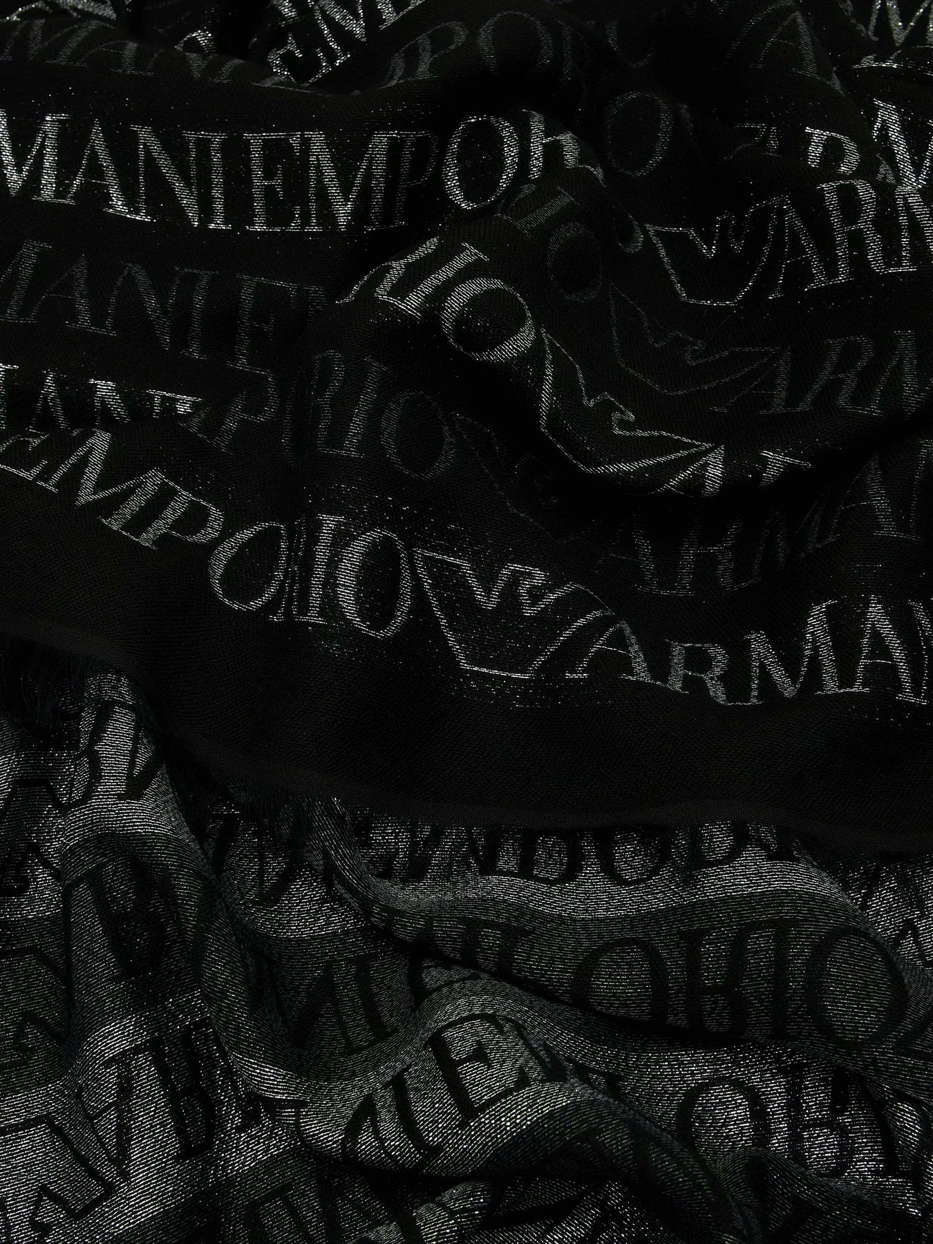 Шарфы и платки Emporio Armani модель 635271-3F309-00020 Шарфы и платки Emporio Armani модель 635271-3F309-00020 Фото
