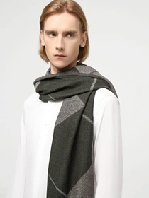 Шарфы и платки Emporio Armani модель 625251-3F325-00055 Фото