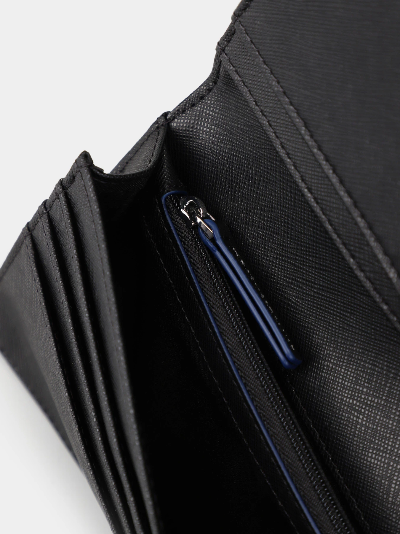 Кошельки Emporio Armani модель Y4R170-Y731E-80001 Фото