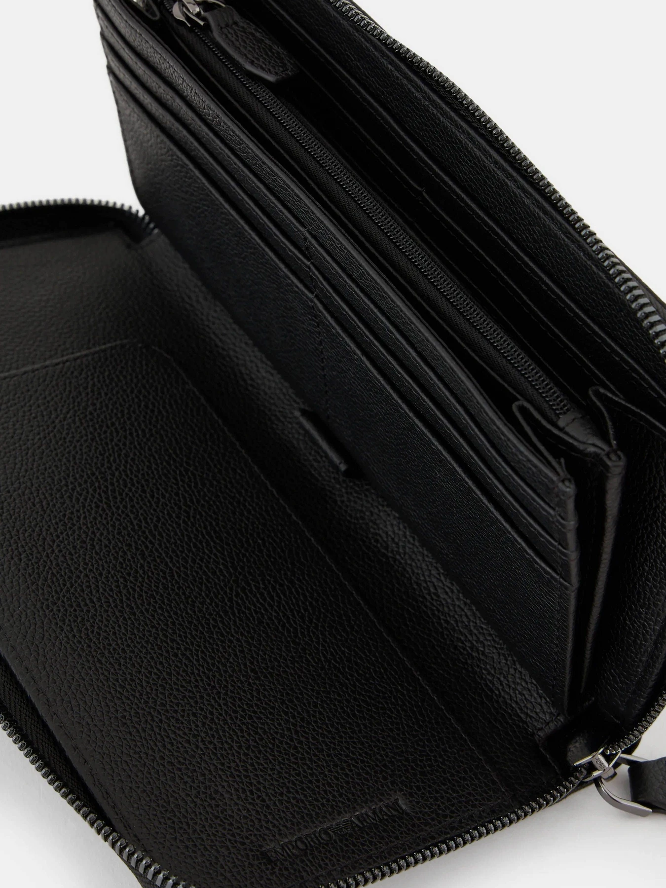 Кошельки Emporio Armani модель Y4R569-YQ13X-80648 Фото