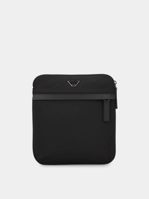 Сумки Emporio Armani модель EM001807-AF28784-UC001 Фото