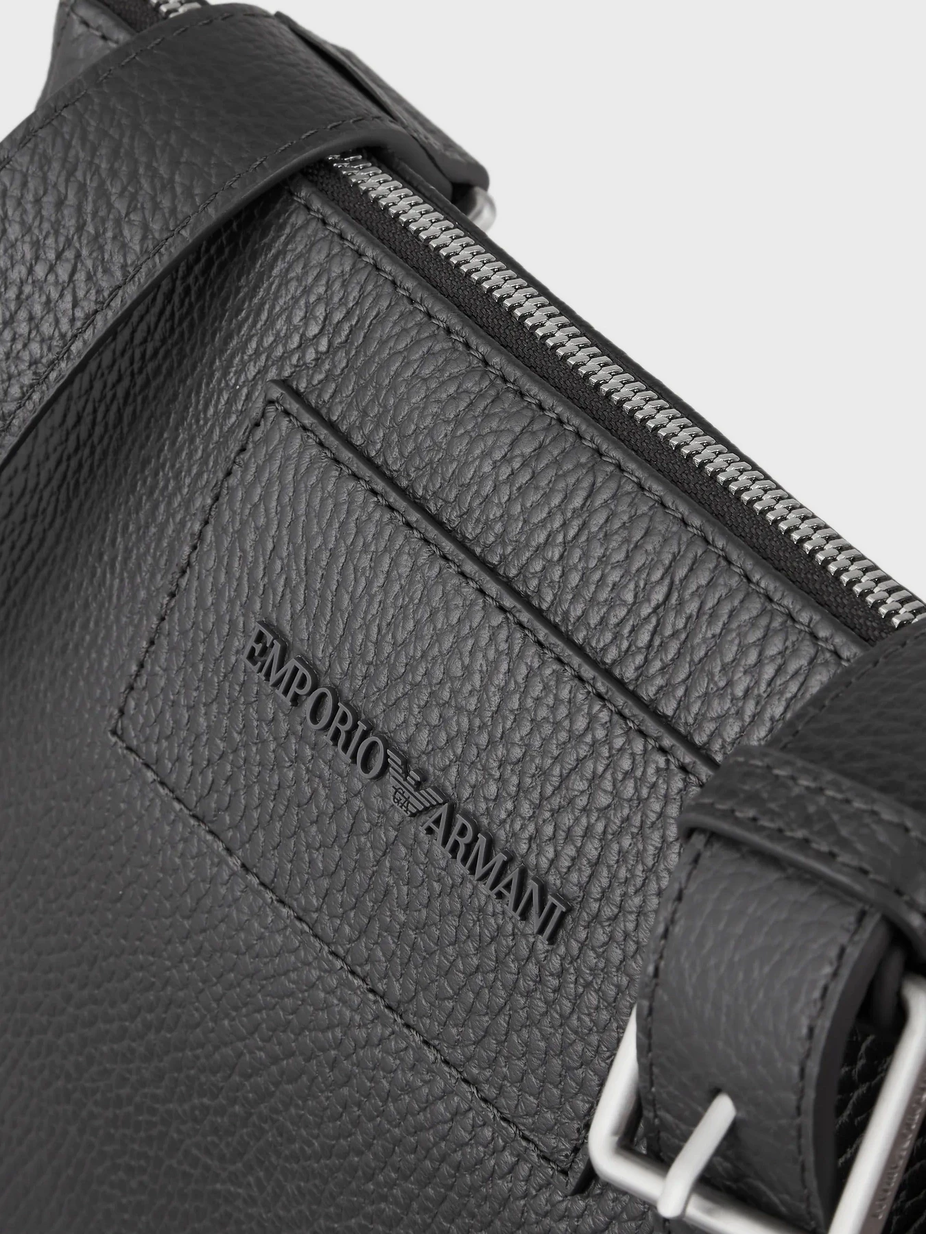Сумки Emporio Armani модель Y4M252-Y068E-89557 Фото