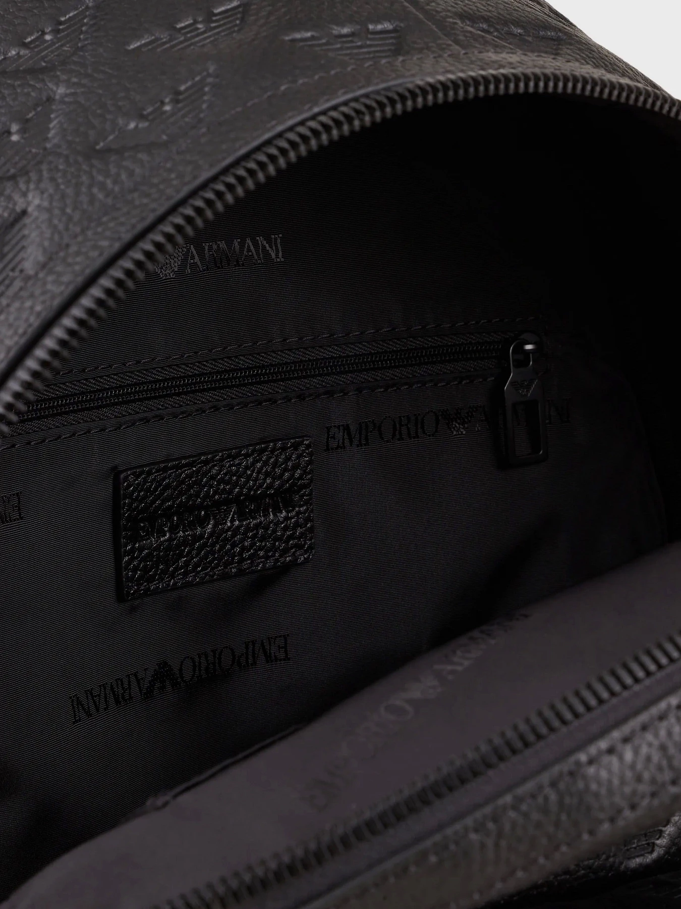 Рюкзаки Emporio Armani модель Y4O370-Y142V-81072 Фото