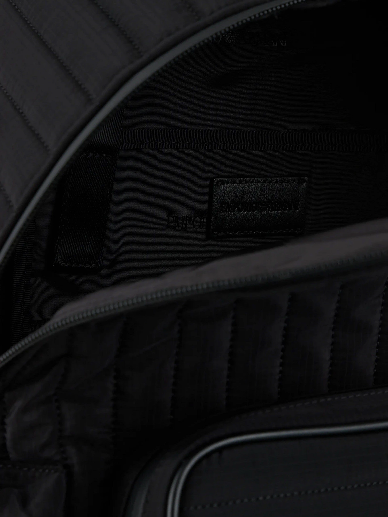 Рюкзаки Emporio Armani модель Y4O392-Y196V-81073 Рюкзаки Emporio Armani модель Y4O392-Y196V-81073 Фото