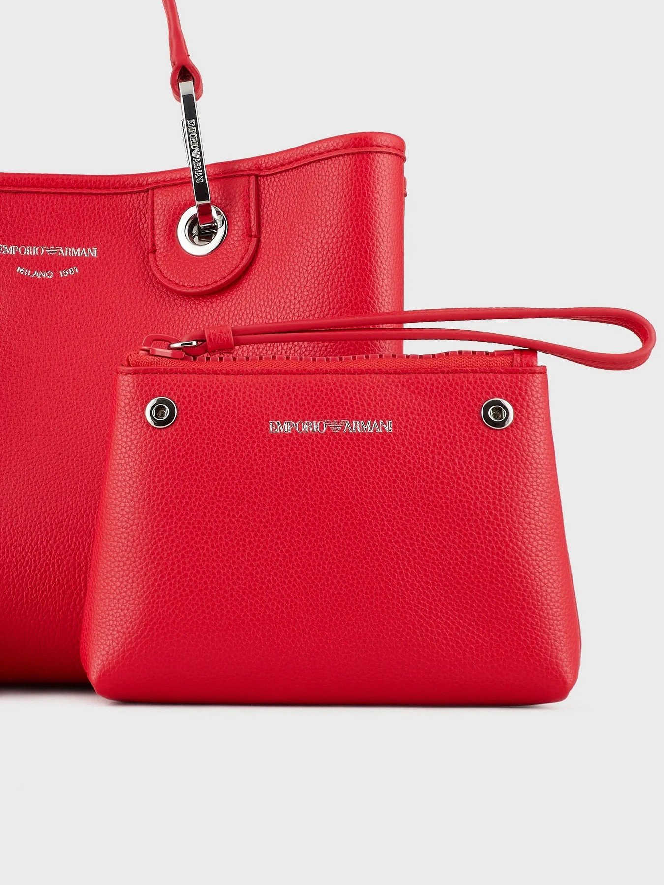 Сумки Emporio Armani MYEA модель Y3D166-YFO5E-89530 Фото