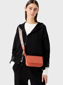 Сумки Emporio Armani модель Y3H317-YFO5B-89612 Фото