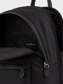 Рюкзаки Emporio Armani Travel Essentials модель Y3L111-YVL7E-80001 Фото