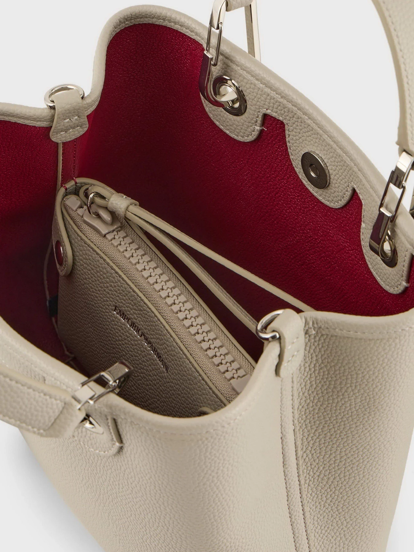 Сумки Emporio Armani модель Y3D255-YFO5E-80568 Фото