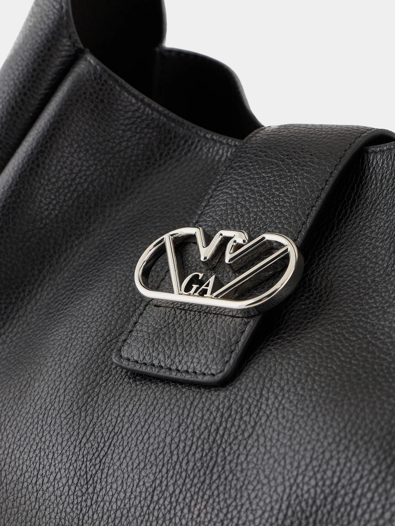 Сумки Emporio Armani модель Y3E234-YWQ9X-80001 Сумки Emporio Armani модель Y3E234-YWQ9X-80001 Фото
