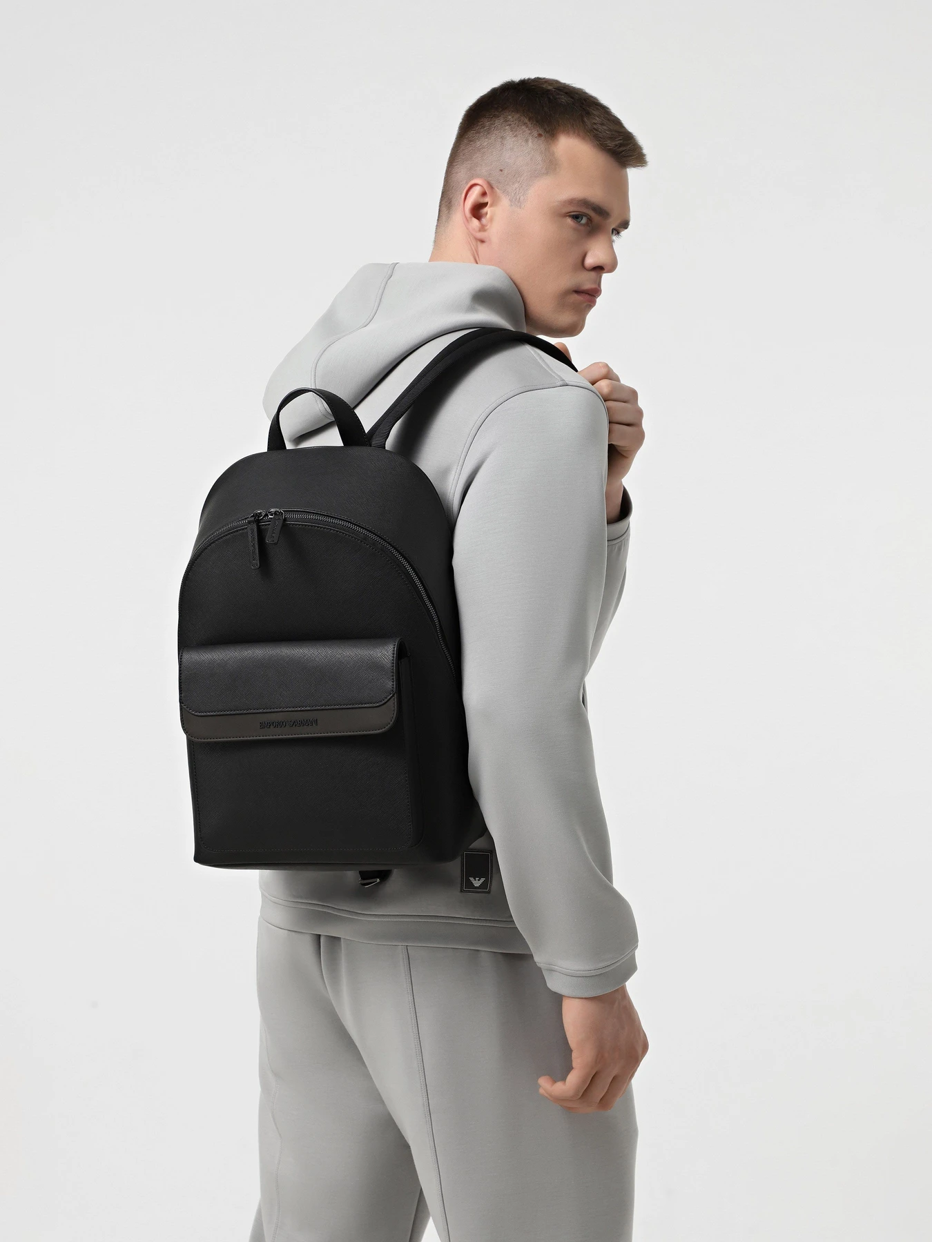 Рюкзаки Emporio Armani модель Y4O452-YQ75I-81973 Фото