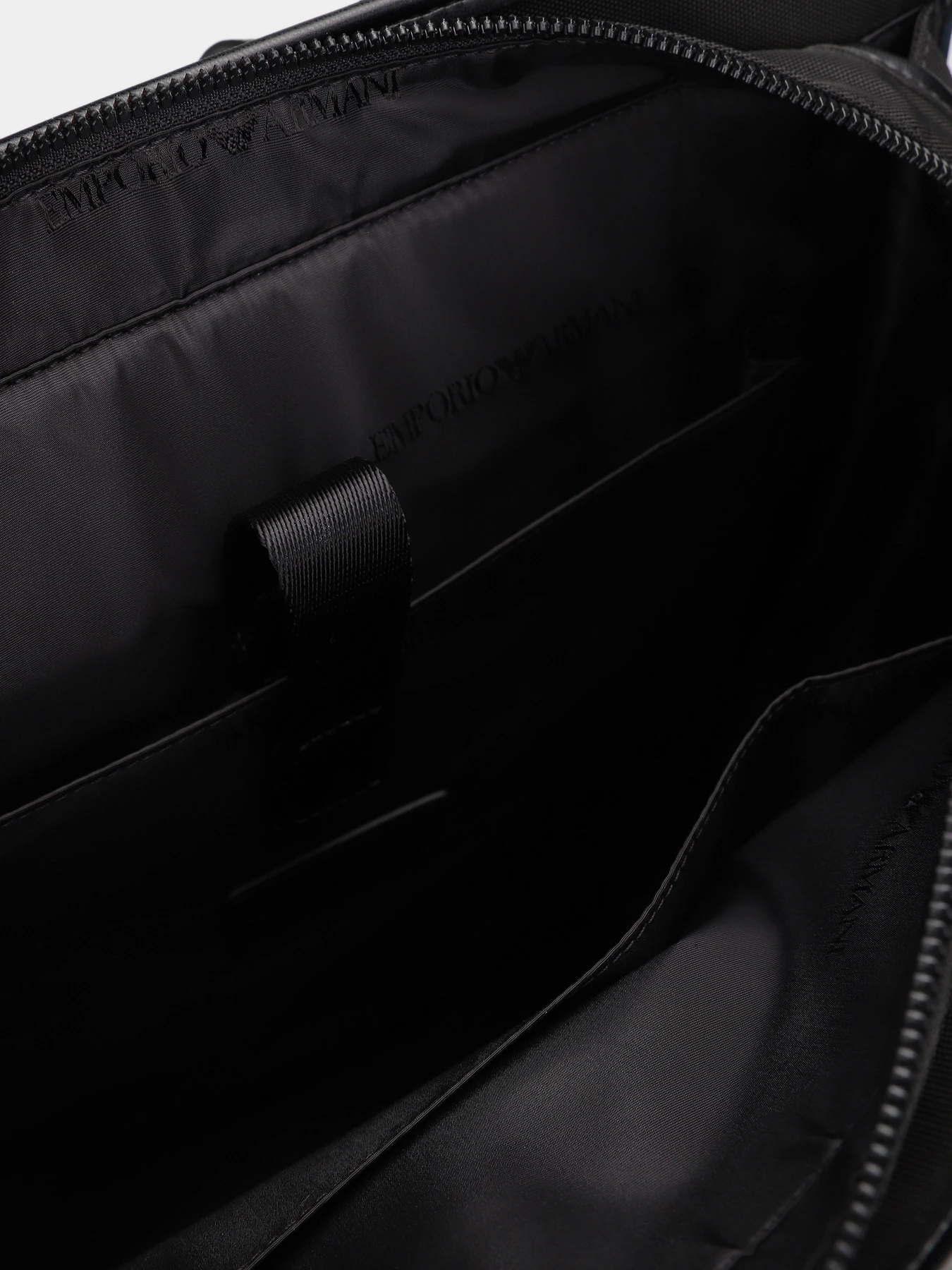 Рюкзаки Emporio Armani модель Y4O456-YQ78K-81073 Фото