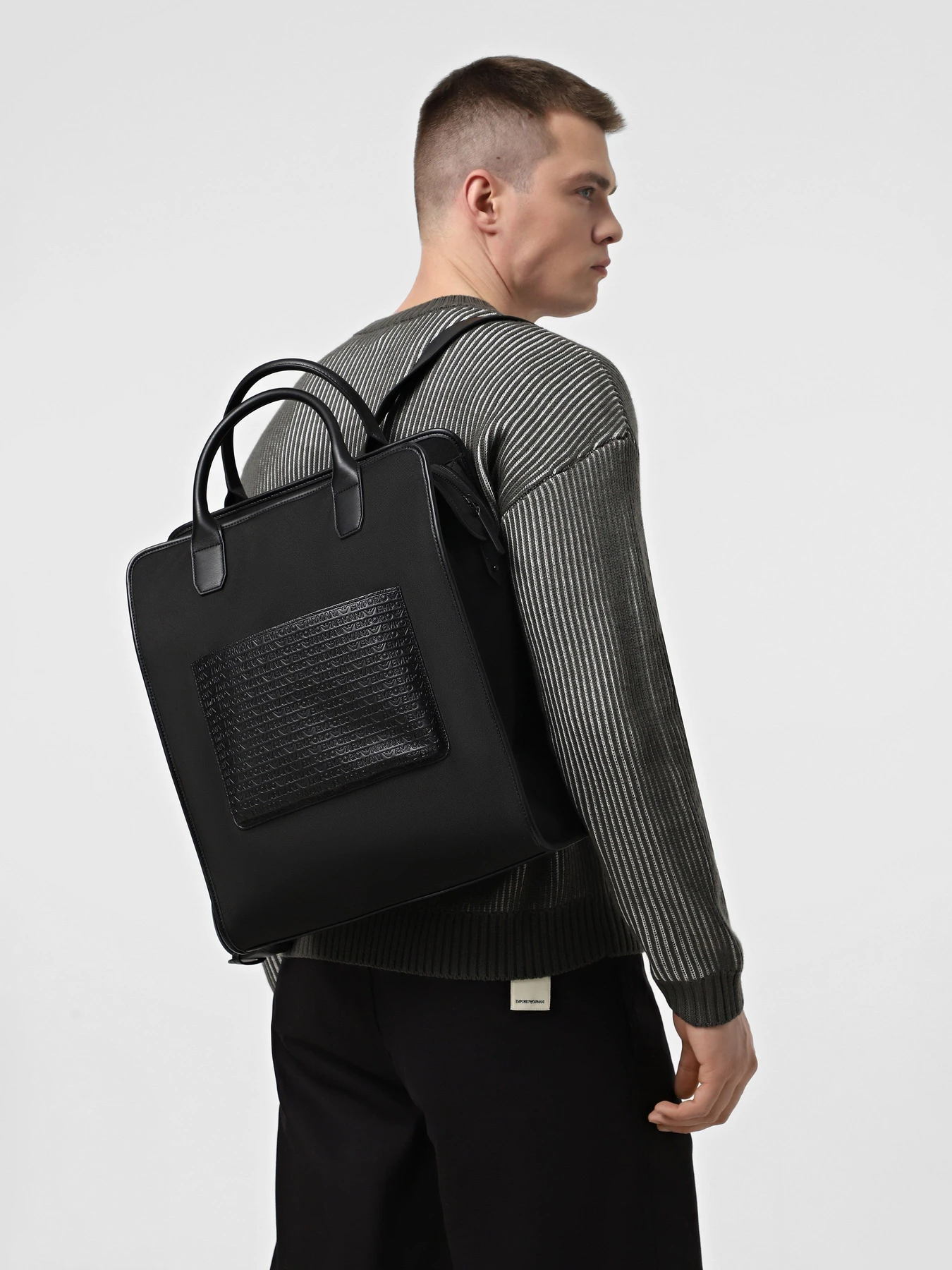 Рюкзаки Emporio Armani модель Y4O456-YQ78K-81073 Фото