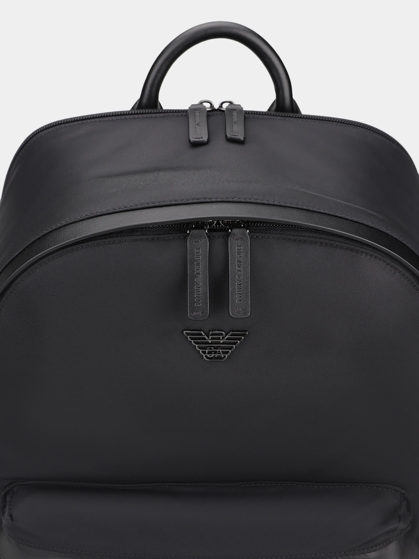 Рюкзаки Emporio Armani модель EM001795-AF13454-UC001 Рюкзаки Emporio Armani модель EM001795-AF13454-UC001 Фото
