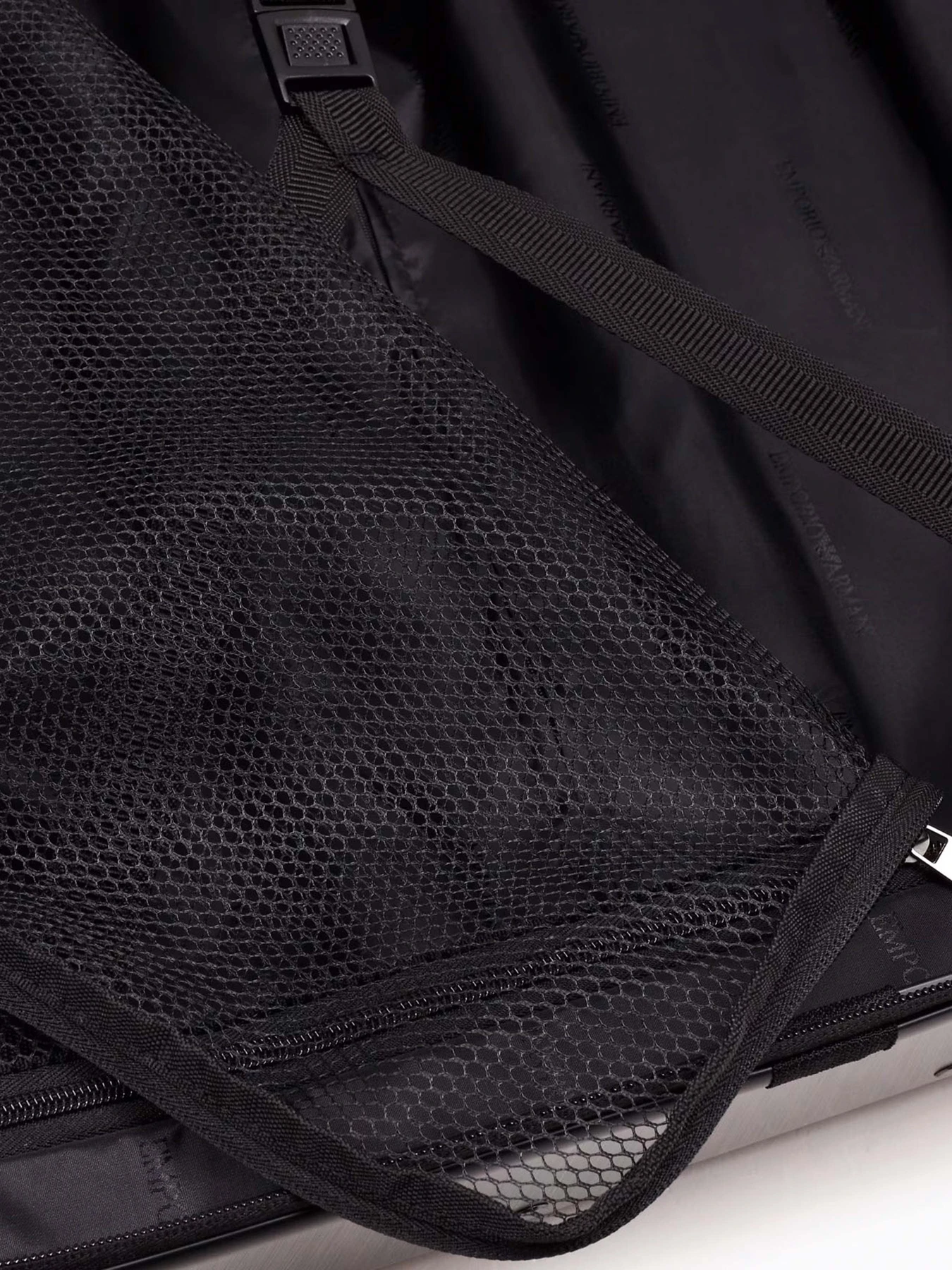 Дорожні сумки та валізи Emporio Armani модель Y4Q325-YME9J-80002 Фото