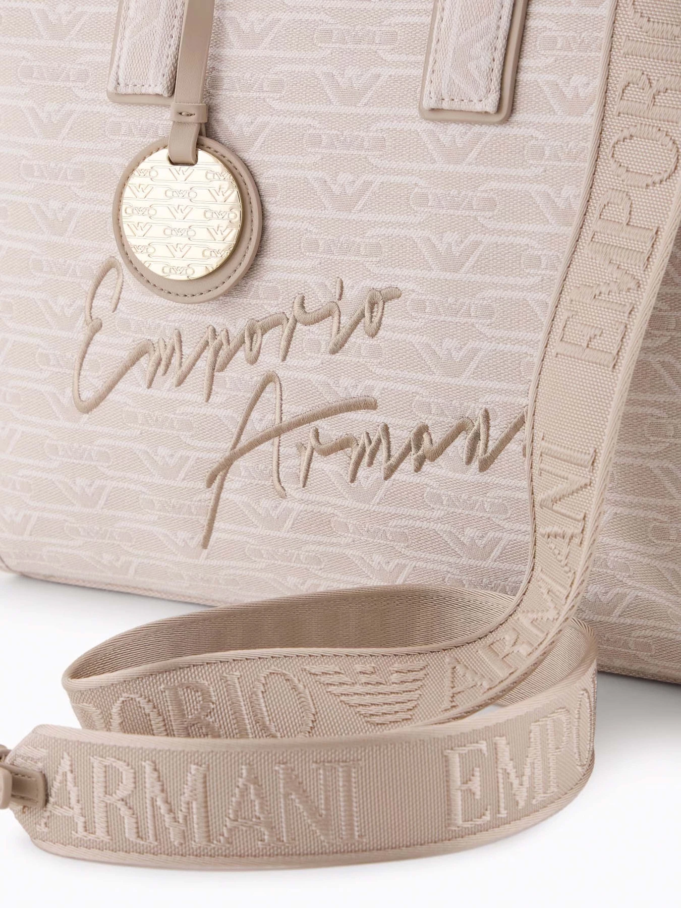 Сумки Emporio Armani модель EW000370-AF12993-F1073 Сумки Emporio Armani модель EW000370-AF12993-F1073 Фото