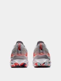Кроссовки Asics Novablast 2 модель 1011B306-960 Фото